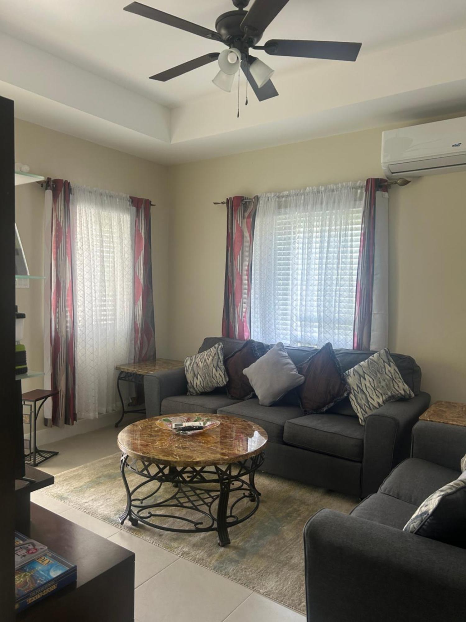 Seamist Villa @Oceanpointe Lucea Comfy 2Br W/Pool Gym & Parking Exteriör bild