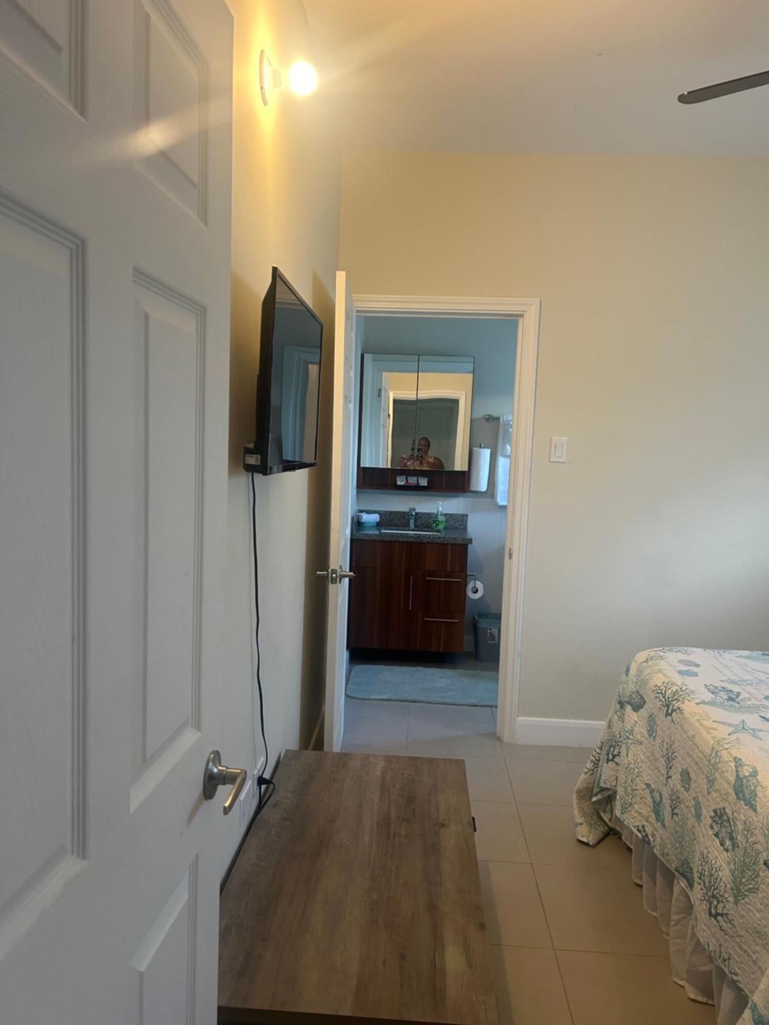 Seamist Villa @Oceanpointe Lucea Comfy 2Br W/Pool Gym & Parking Exteriör bild